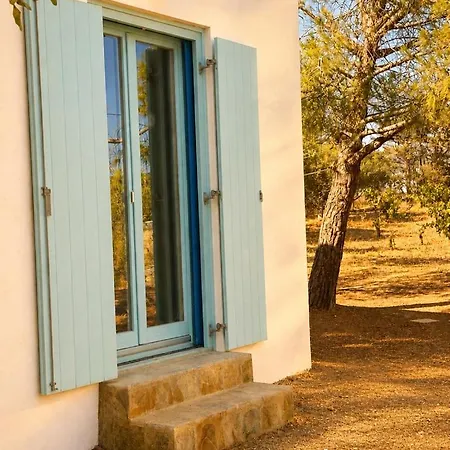 Paris Sunset And Olive Hideway Tatil Evi Páros